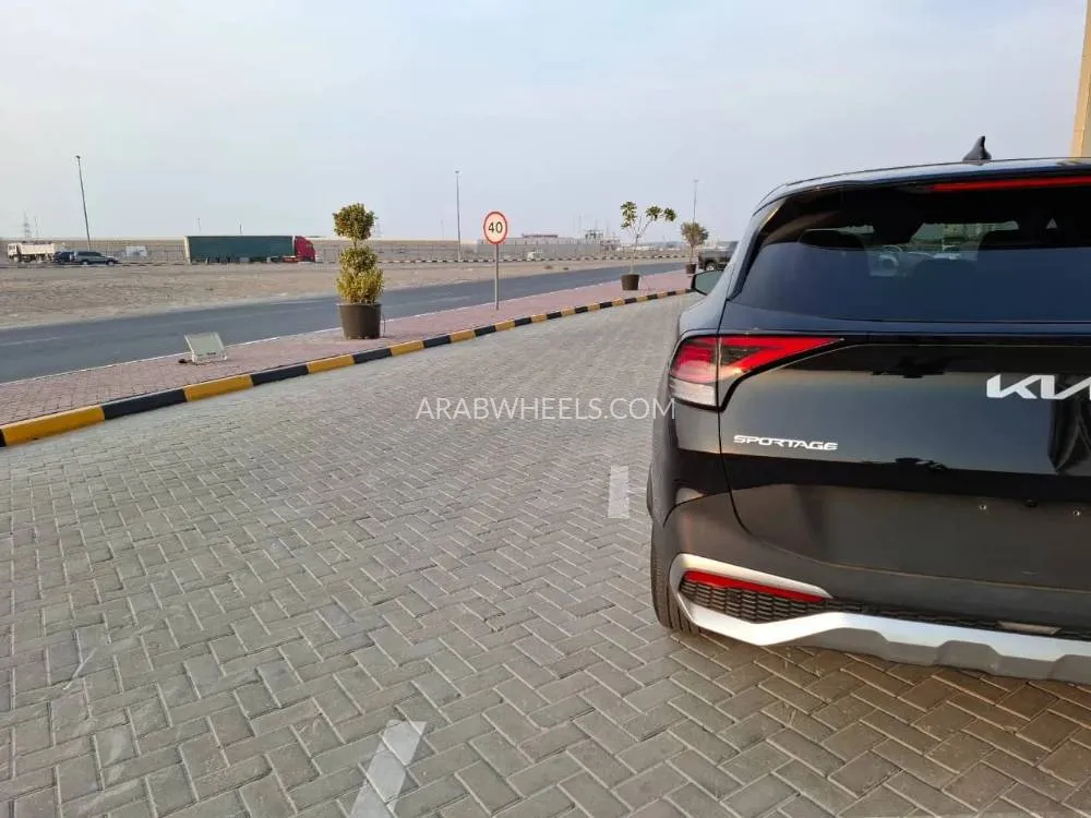Kia Sportage 2023 for Sale in Ajman Image-16