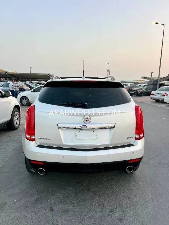 Cadillac SRX 2016 for Sale in Sharjah Image-14