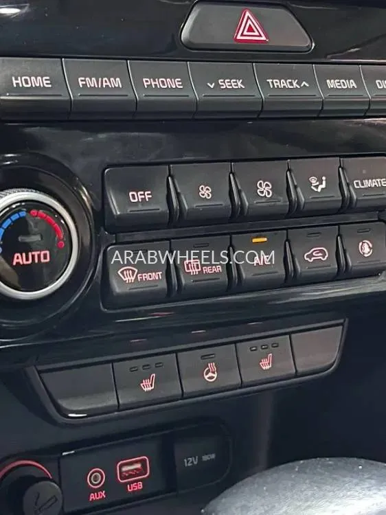 Kia Sportage 2017 for Sale in Ajman Image-11