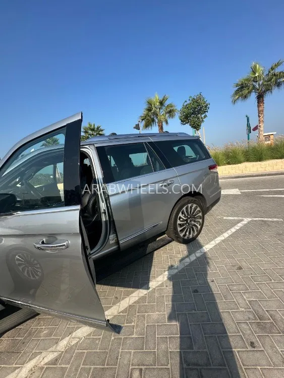 لينكون نافيجيتور 2023 for Sale in دبي Image-18