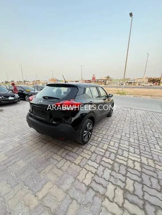 Nissan Kicks 2019 for Sale in Dubai Image-3