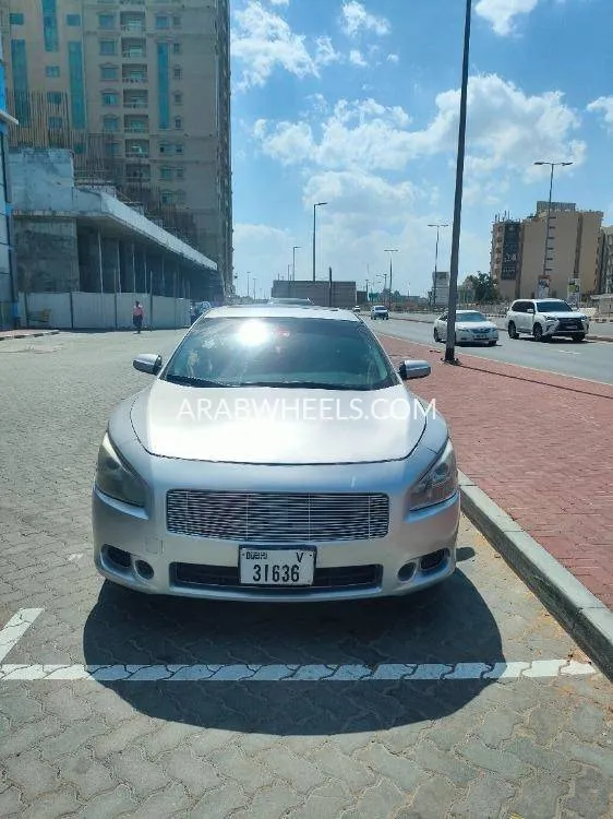 Nissan Maxima 2017 for Sale in Ajman Image-9