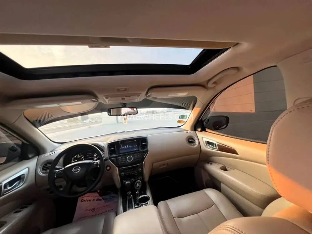 Nissan Pathfinder 2018 for Sale in Sharjah Image-13