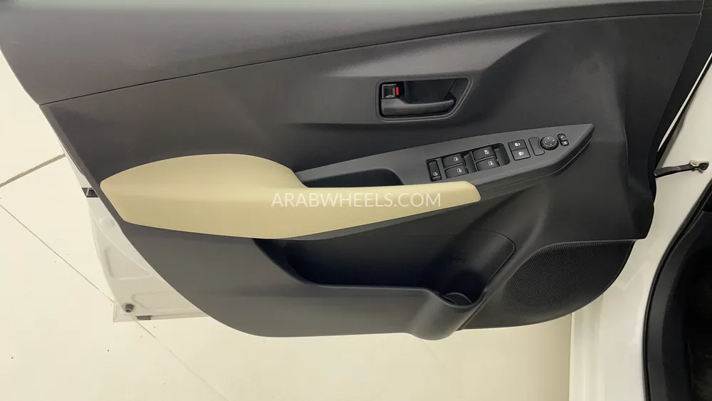 Toyota Yaris 2023 for Sale in Dubai Image-18