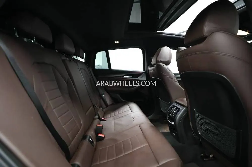 بي إم دبليو X4 2020 for Sale in الشارقة Image-15