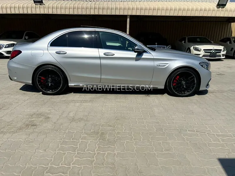Mercedes Benz C Class 2019 for Sale in Ajman Image-5
