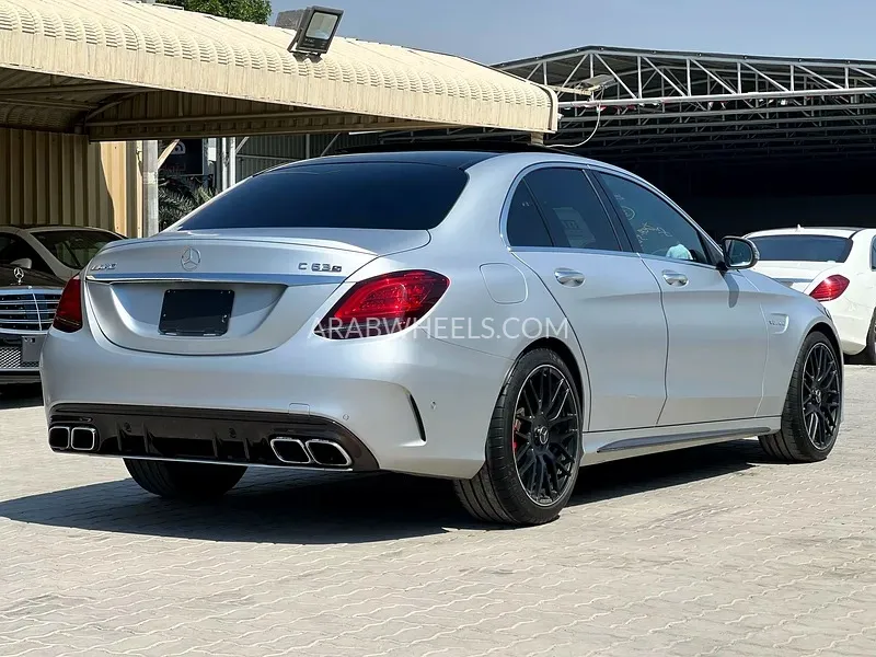 Mercedes Benz C Class 2019 for Sale in Ajman Image-15