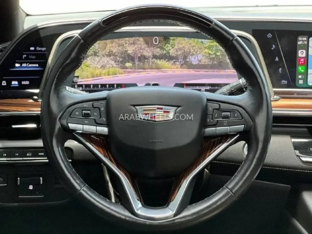 Cadillac Escalade 2022 for Sale in Dubai Image-17