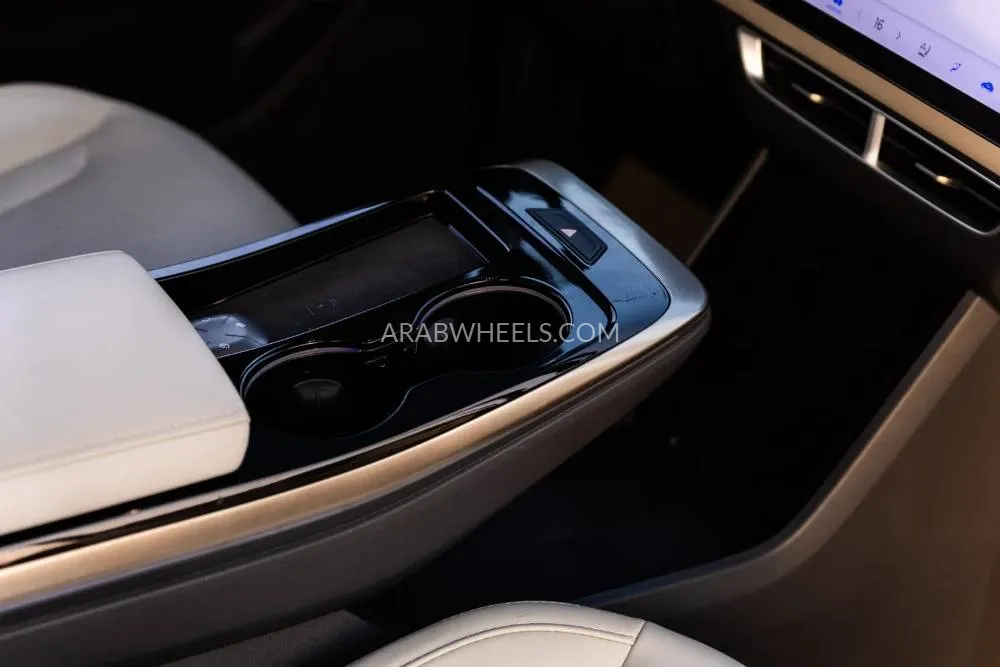 Jetour Dashing 2024 for Sale in Sharjah Image-13