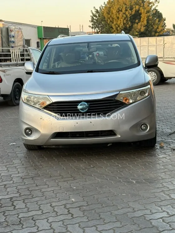 Nissan Quest 2012 for Sale in Sharjah Image-3