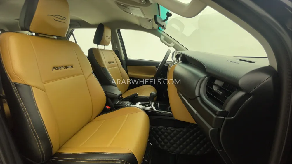 Toyota Fortuner 2025 for Sale in Dubai Image-24