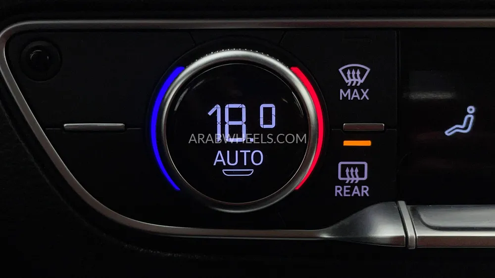 Audi Q5 2019 for Sale in Dubai Image-44