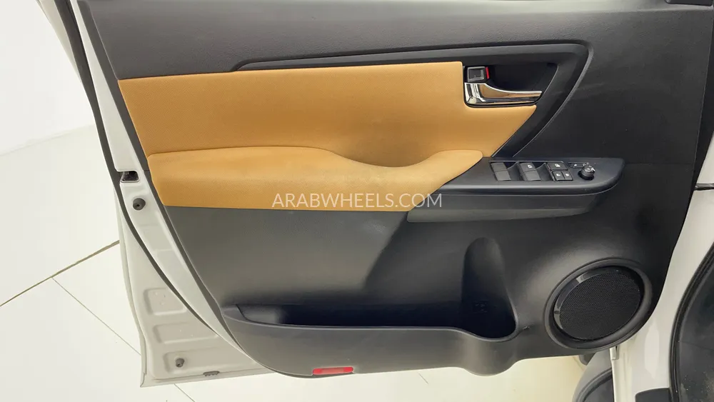 تويوتا فورتشنر 2024 for Sale in دبي Image-18