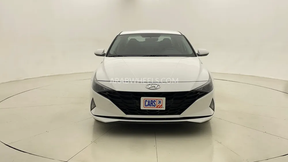 Hyundai Elantra 2023 for Sale in Dubai Image-8