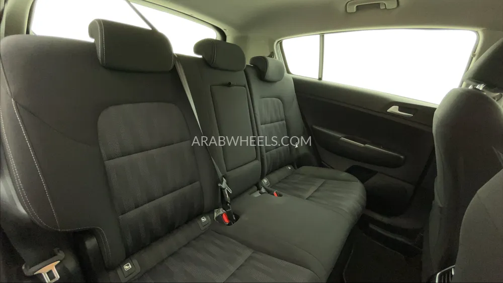 Kia Sportage 2021 for Sale in Dubai Image-23