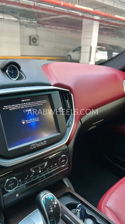 مازيراتي جيبلي 2015 for Sale in دبي Image-15