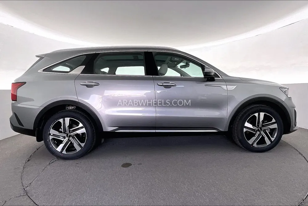 Kia Sorento 2022 for Sale in Sharjah Image-8
