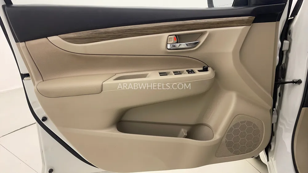 Suzuki Ciaz 2023 for Sale in Dubai Image-19