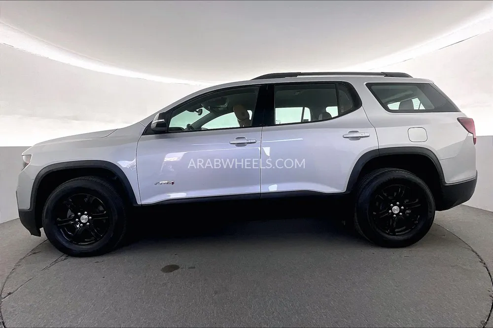 جي إم سي اكاديا 2020 for Sale in الشارقة Image-7