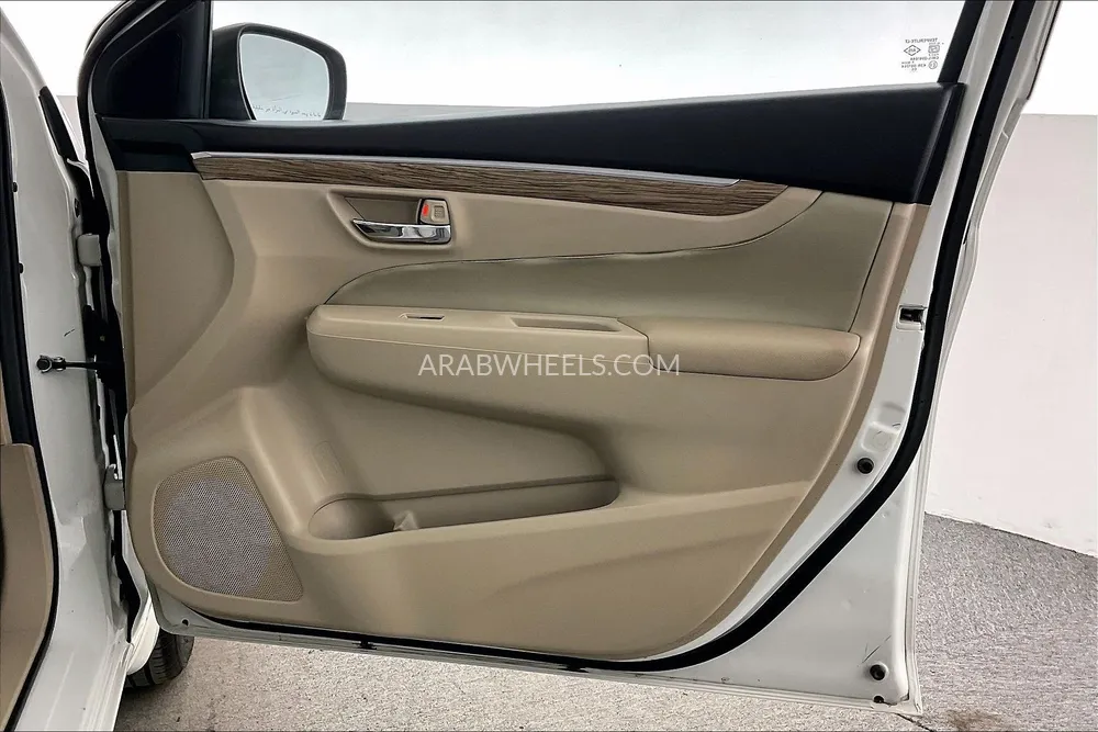 Suzuki Ciaz 2023 for Sale in Dubai Image-25