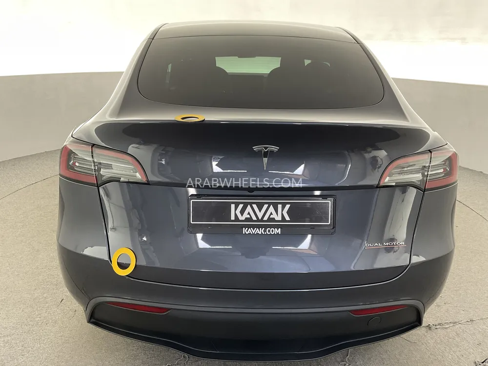 Tesla Model Y 2023 for Sale in Sharjah Image-30