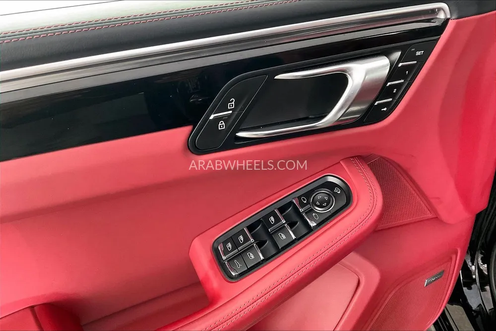 بورشه ماكان 2024 for Sale in الشارقة Image-33
