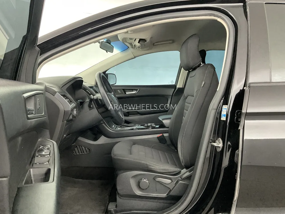 Ford Edge 2017 for Sale in Dubai Image-10