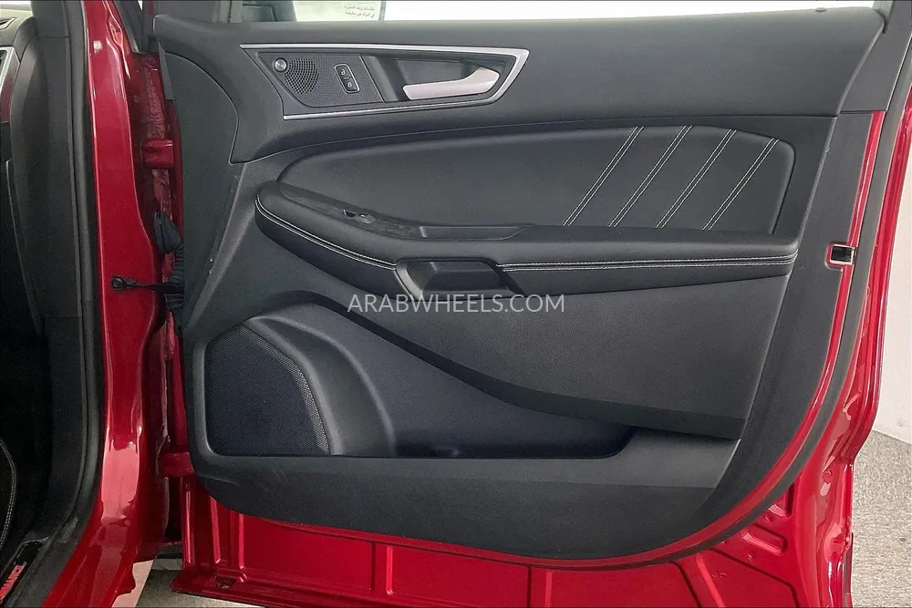 Ford Edge 2023 for Sale in Sharjah Image-25