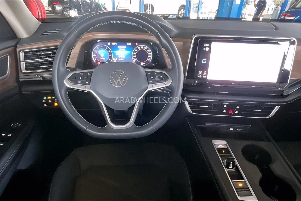 Volkswagen Teramont 2024 for Sale in Dubai Image-16