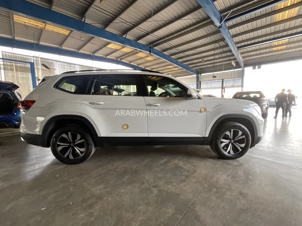 Volkswagen Teramont 2024 for Sale in Dubai Image-32