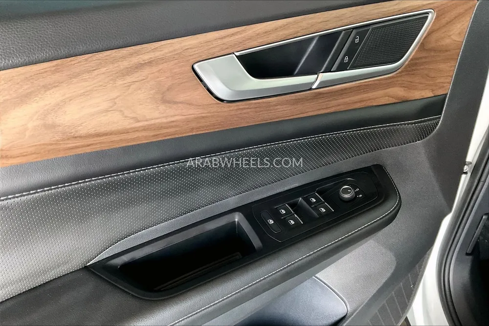Volkswagen Teramont 2024 for Sale in Dubai Image-33
