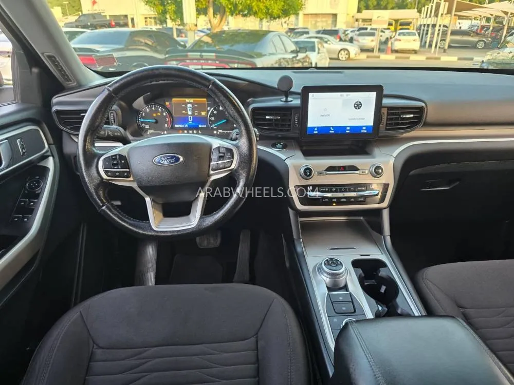 Ford Explorer 2021 for Sale in Sharjah Image-5