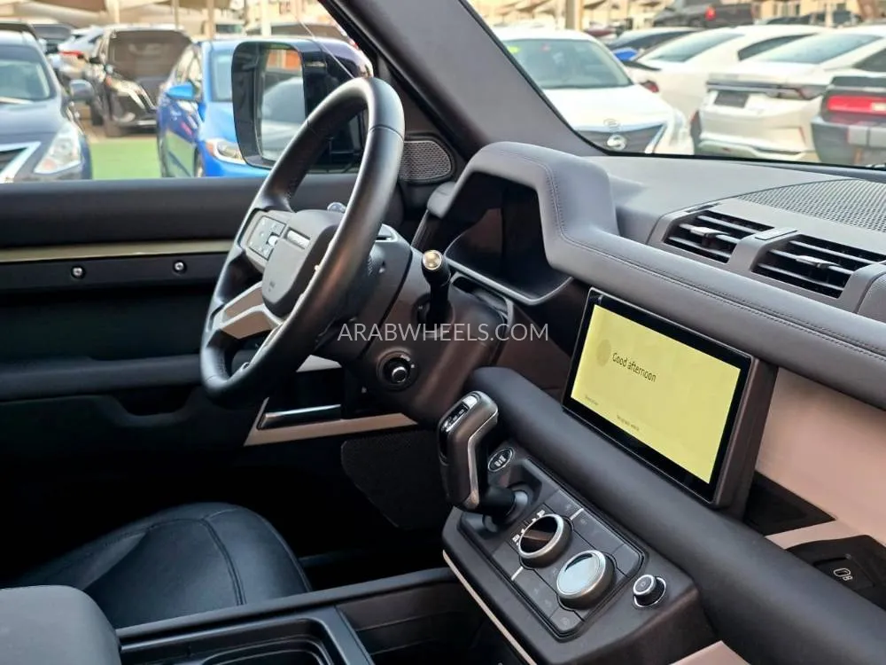 Land Rover Defender 2024 for Sale in Sharjah Image-12