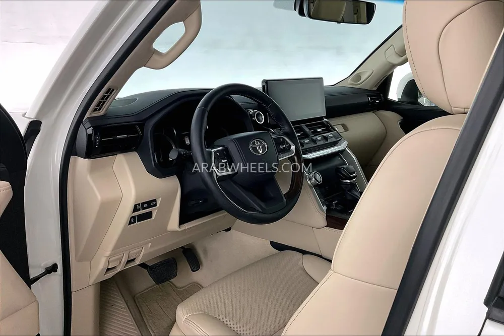 Toyota Land Cruiser 2024 for Sale in Sharjah Image-27
