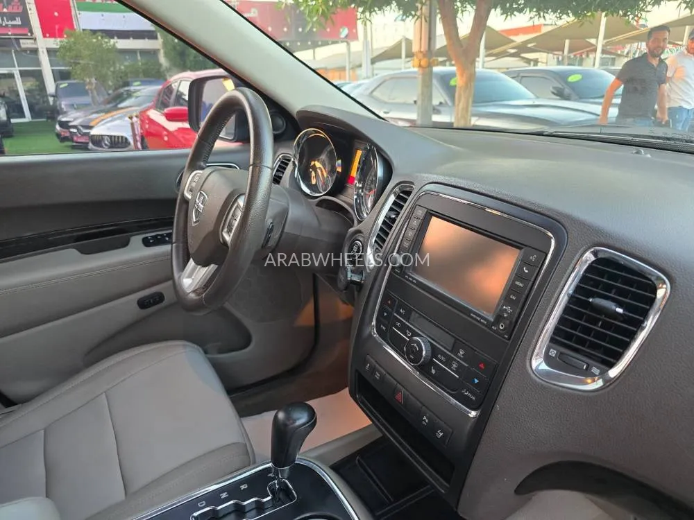 Dodge Durango 2013 for Sale in Sharjah Image-5