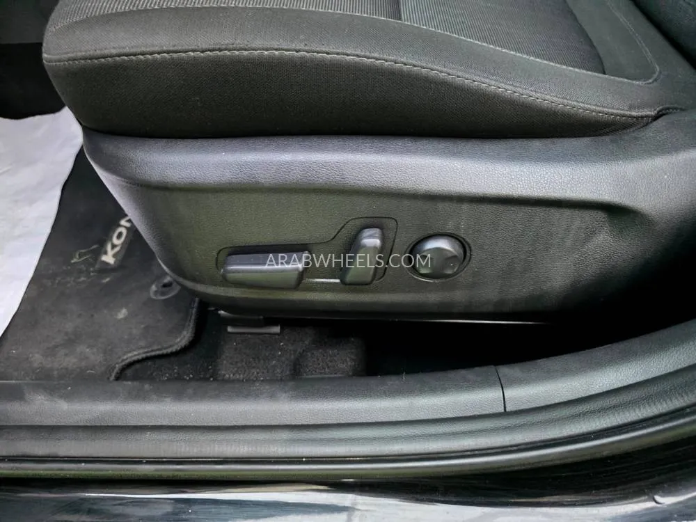 Hyundai Kona 2023 for Sale in Sharjah Image-13