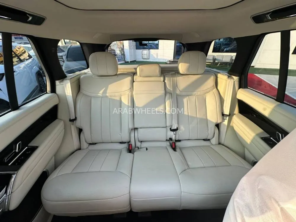 Land Rover Range Rover 2025 for Sale in Dubai Image-8