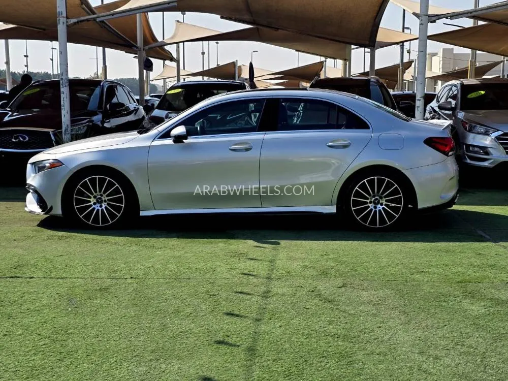 مرسيدس بنز كلاس A 2020 for Sale in الشارقة Image-9