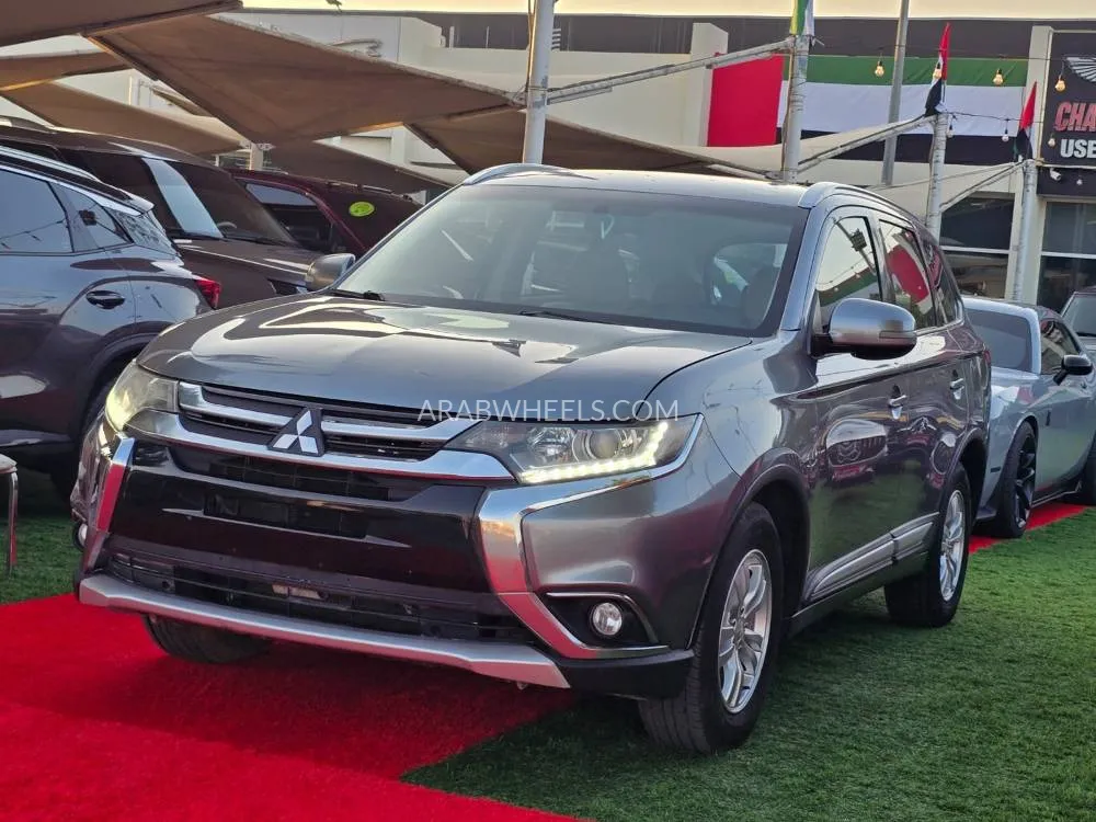 Mitsubishi Outlander 2016 for Sale in Sharjah Image-15