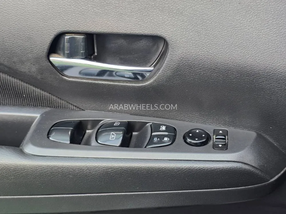 Nissan Kicks 2021 for Sale in Sharjah Image-12