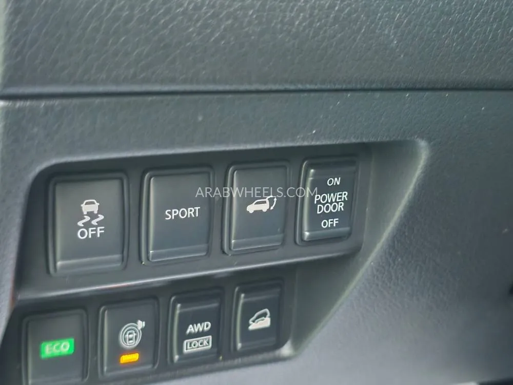 Nissan Rogue 2016 for Sale in Sharjah Image-23