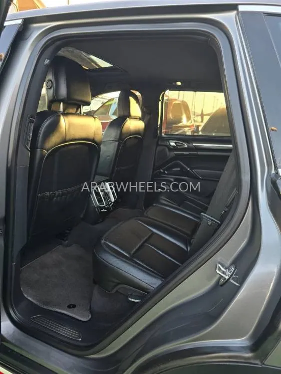 بورشه كايين 2013 for Sale in الشارقة Image-31