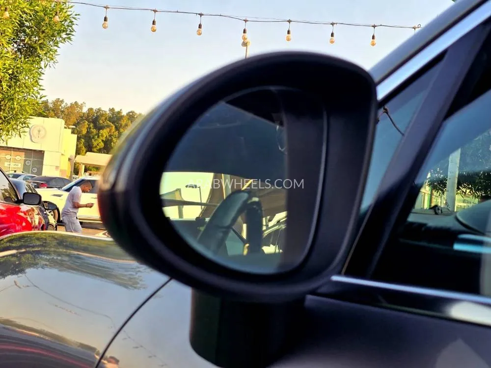 بورشه كايين 2013 for Sale in الشارقة Image-33