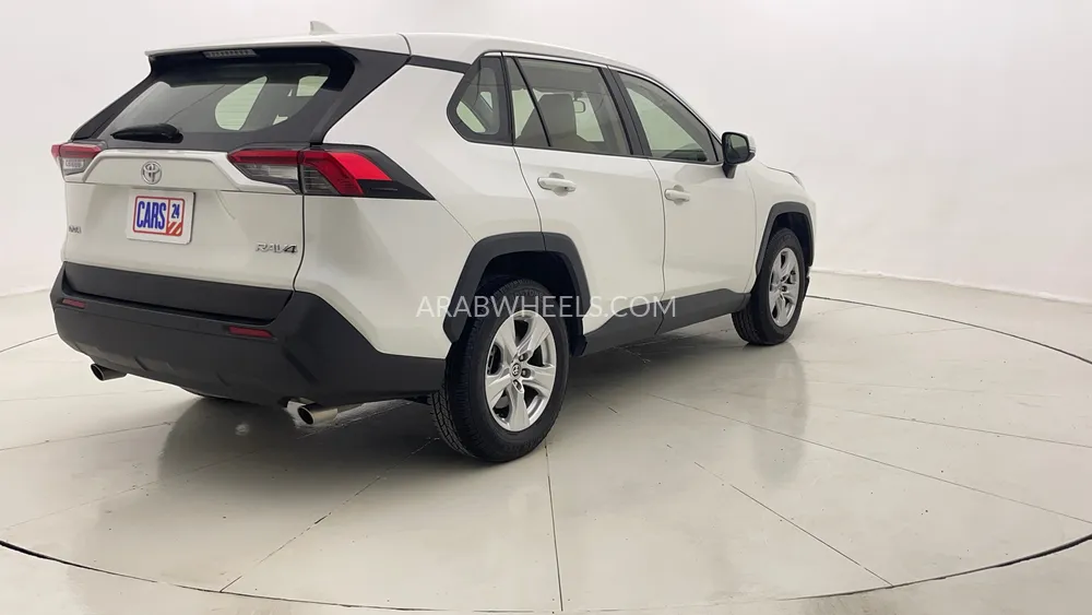 Toyota Rav4 2021 for Sale in Dubai Image-3