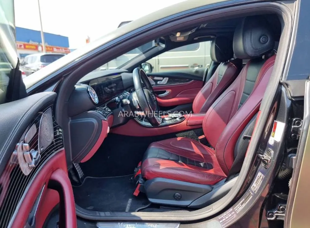 Mercedes Benz CLS Class 2020 for Sale in Dubai Image-7
