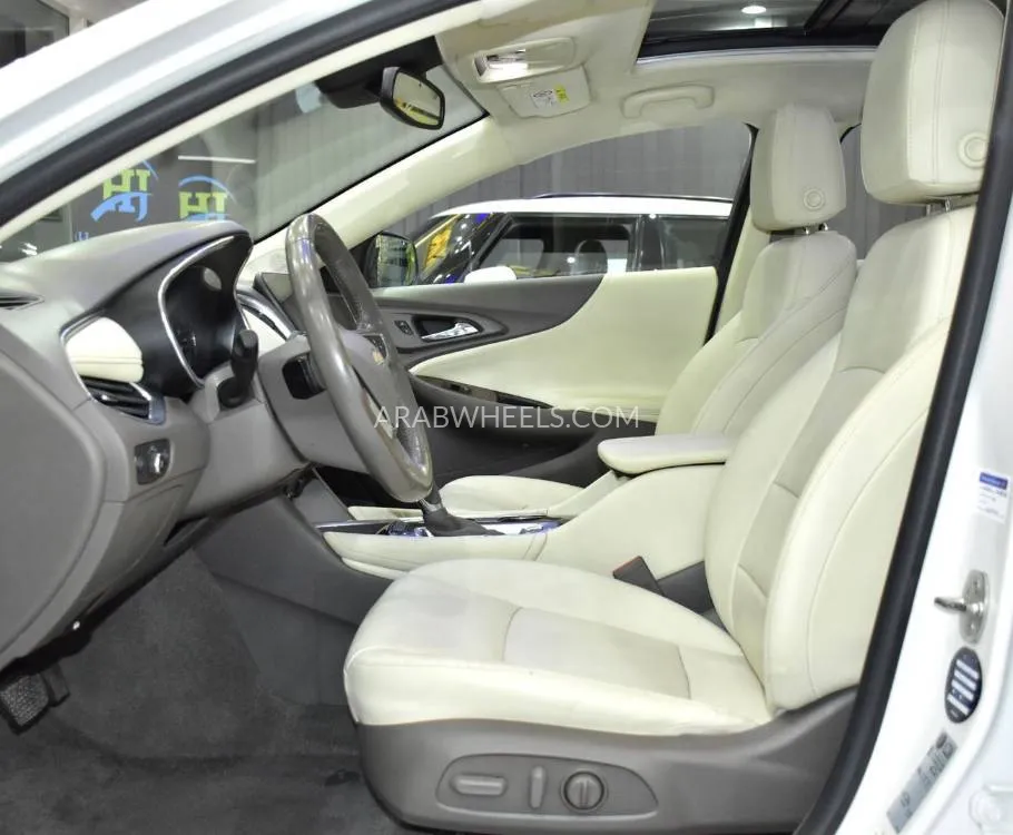 Chevrolet Malibu 2019 for Sale in Dubai Image-10