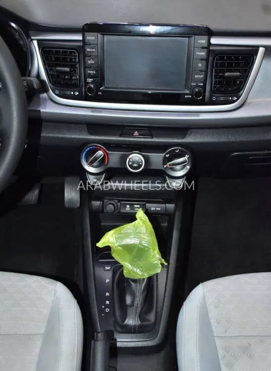 Kia Rio 2020 for Sale in Dubai Image-15