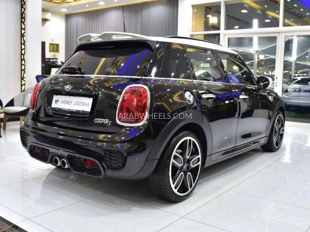 Mini Cooper 2021 for Sale in Dubai Image-6
