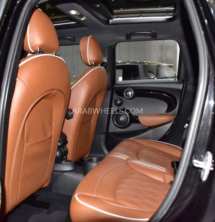 Mini Cooper 2021 for Sale in Dubai Image-17