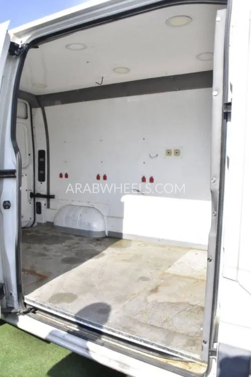 Renault Master 2020 for Sale in Dubai Image-14